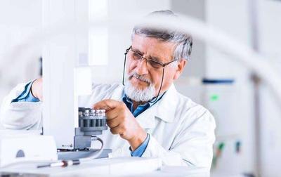 激发技术研发人员的创新潜能 自然科学研发中的培养策略